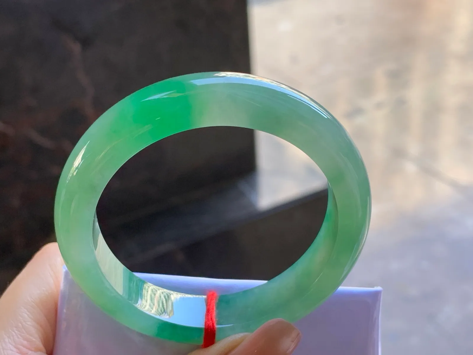 Type A Jadeite Flat Bangle, Bright Green, 51.8mm (7)